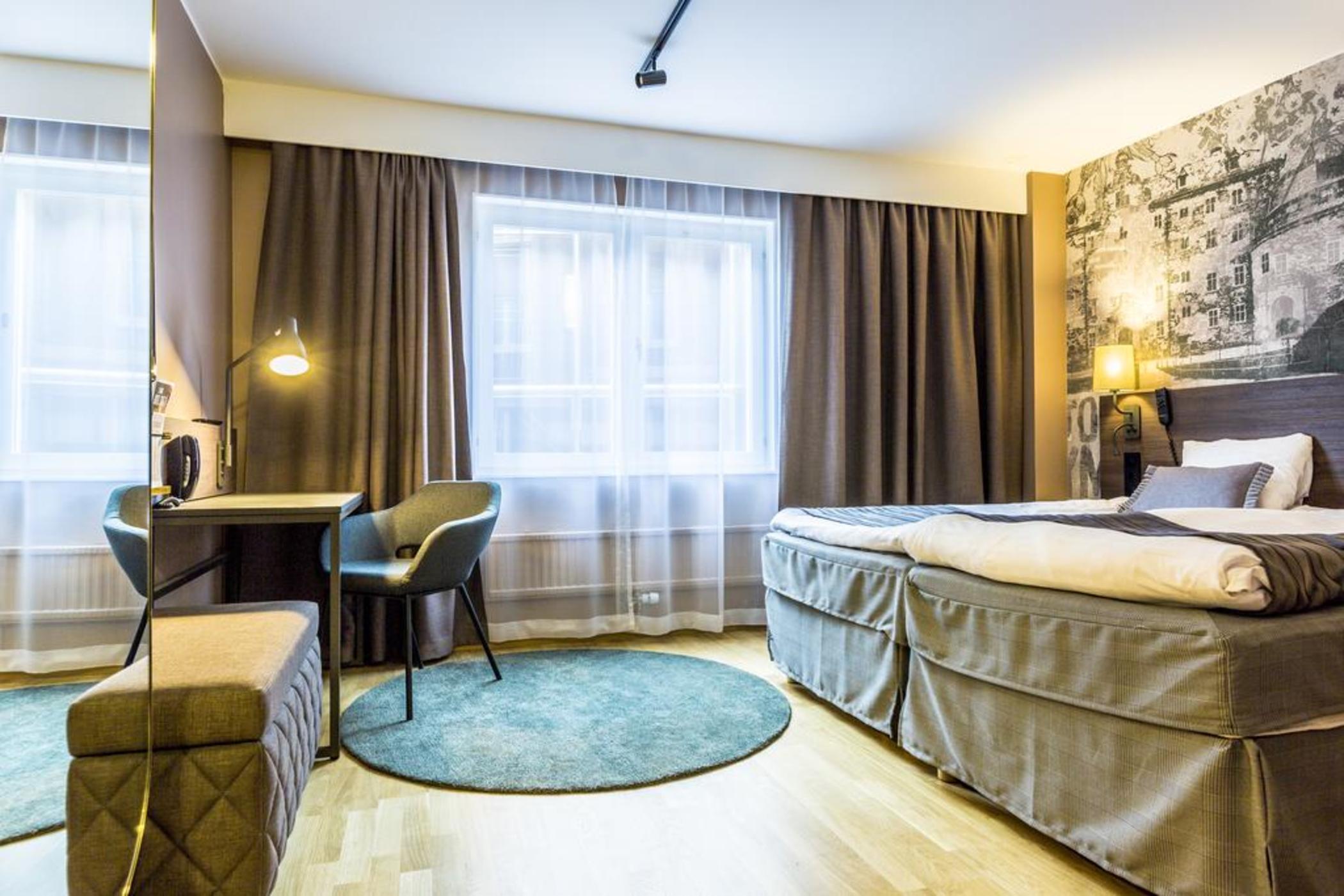Scandic Grand Hotel Йоребру Екстериор снимка
