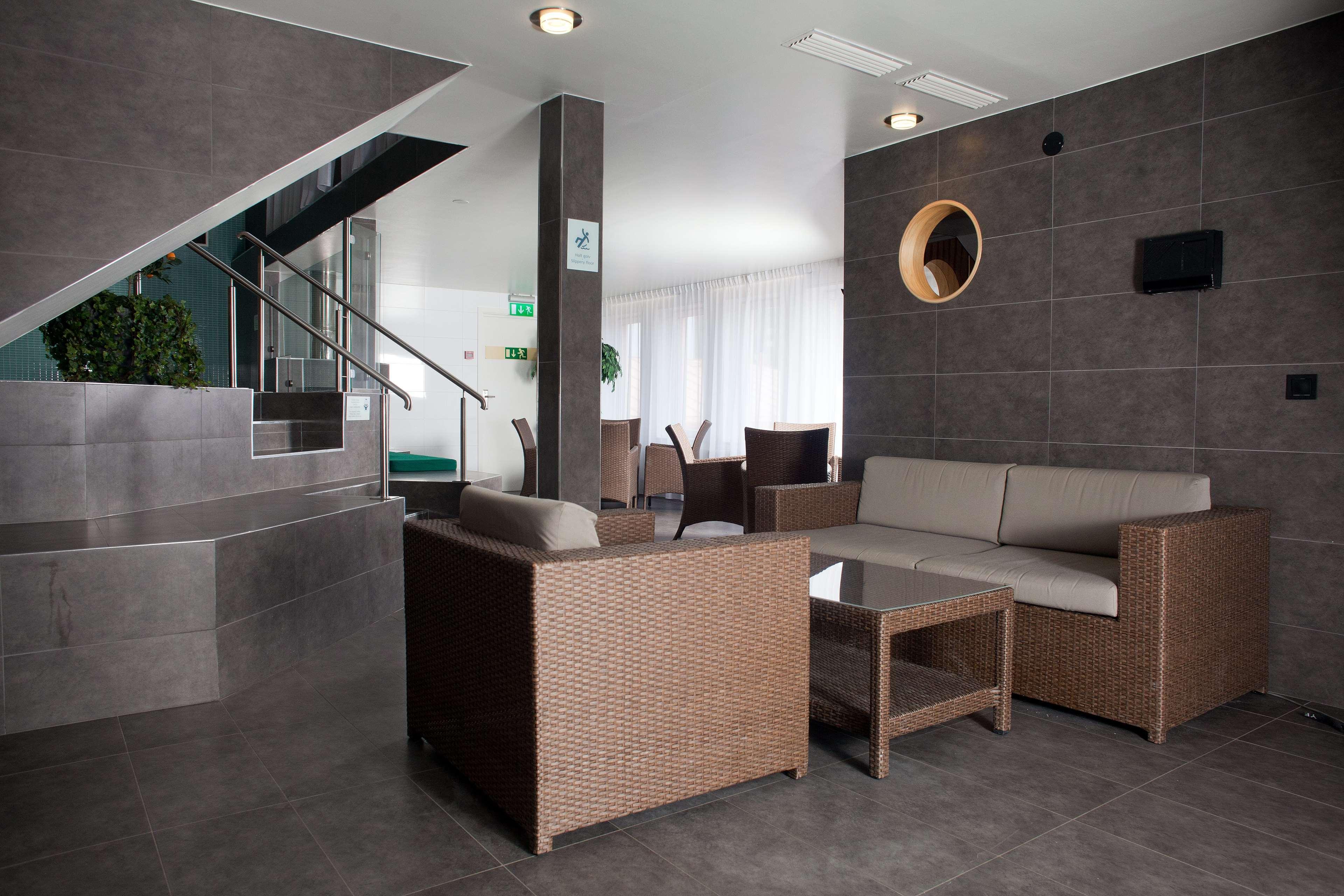 Scandic Grand Hotel Йоребру Екстериор снимка